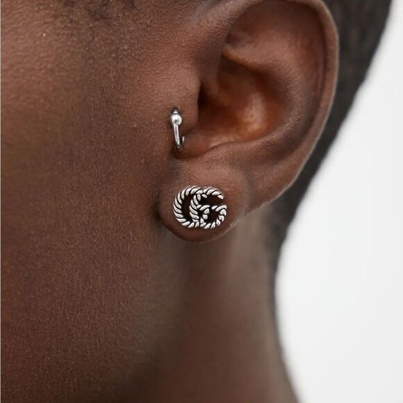 Gucci Gg Torchon Marmont Stud Earrings Aged Silver - Picture 1 of 8